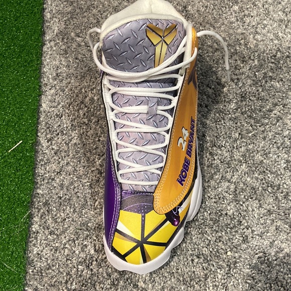Kobe’s shoes - Picture 2 of 3